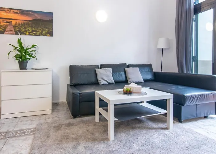 Casa De Palmeras * Адехе