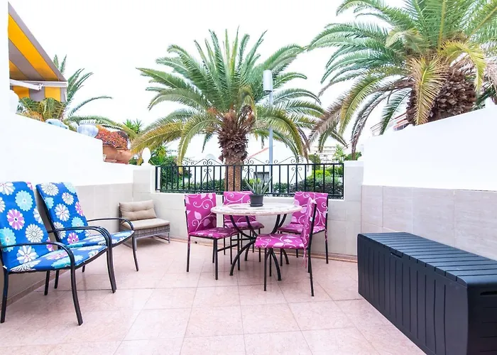 Casa De Palmeras Адехе