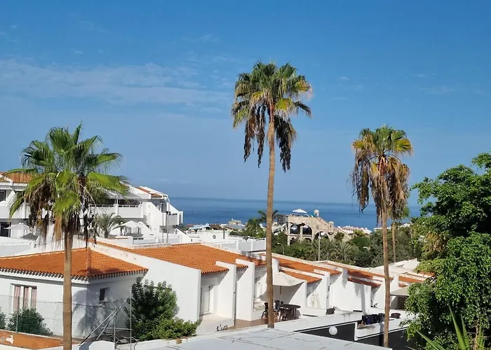 Casa De Palmeras * Адехе