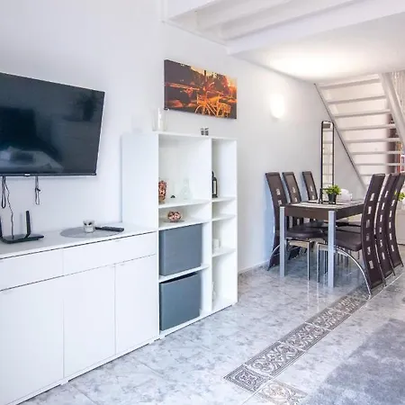 Apartmán Casa De Palmeras *