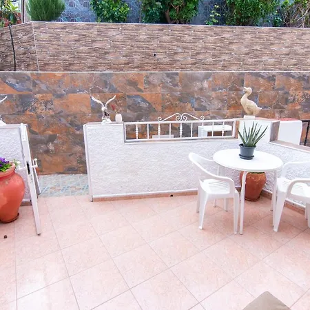 Апартаменты Casa De Palmeras