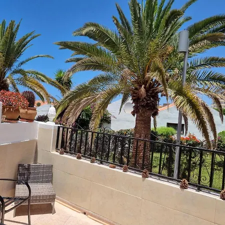 Casa De Palmeras * Адехе