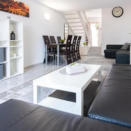 Apartment Casa De Palmeras
